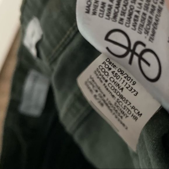 Social Standard by Sanctuary High Rise Skinny Army Print Women’s Jegging Sz 6/28 - Picture 7 of 12